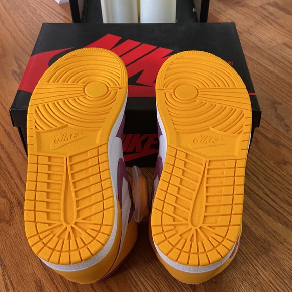 Air Jordan 1 retro og brotherhood - Picture 6 of 9